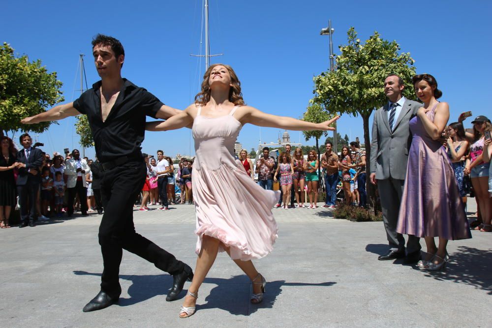 El musical Dirty Dancing sale a la calle en Málaga.