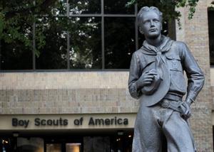 FILE PHOTO: The statue of a scout stands in the entrance to the Boy Scouts of America headquarters in Irving, Texas, February 5, 2013.   REUTERS/Tim Sharp/File Photo