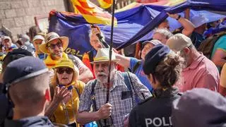 Protestas en Montserrat por la visita de los Reyes de España