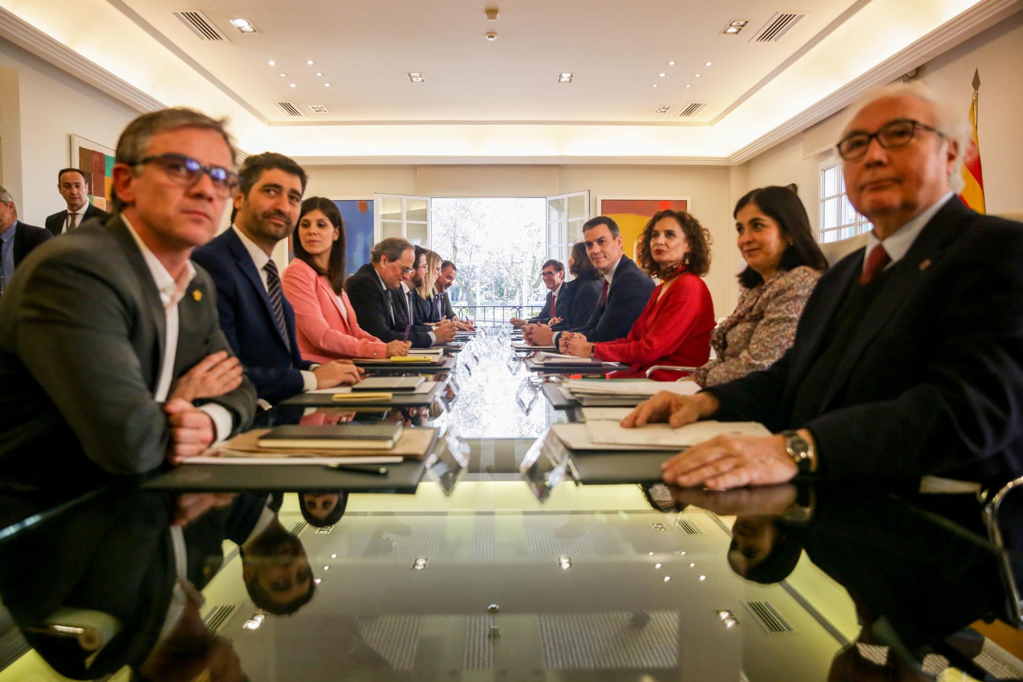 Primera reunión de la Mesa de Diálogo entre el Gobierno y la Generalitat, en febrero de 2020