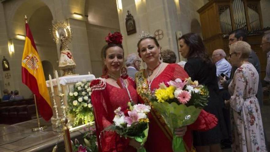 Bailes tradicionales, ofrenda y misa por el Día de la Hispanidad