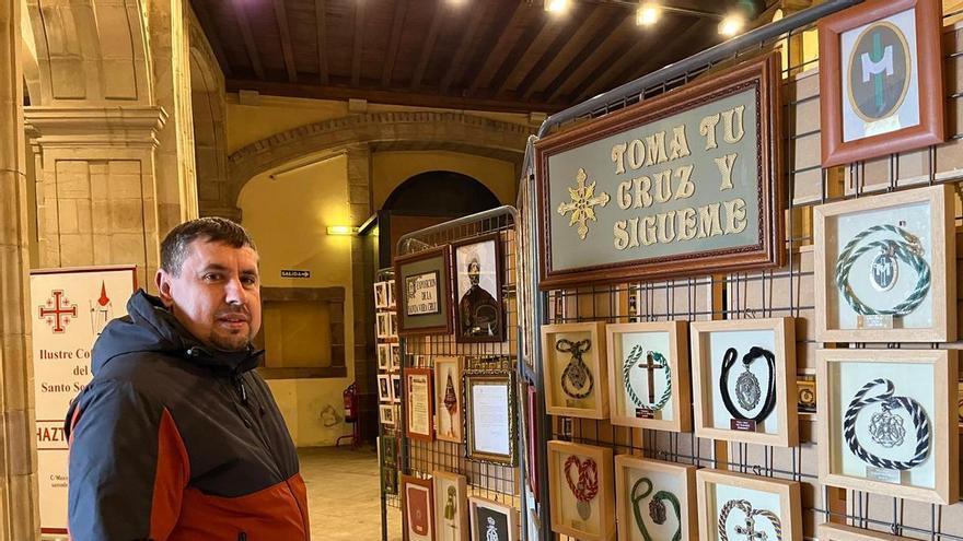 VÍDEO: La mayor exposición internacional de las hermandades de la Vera Cruz ya se luce en Gijón