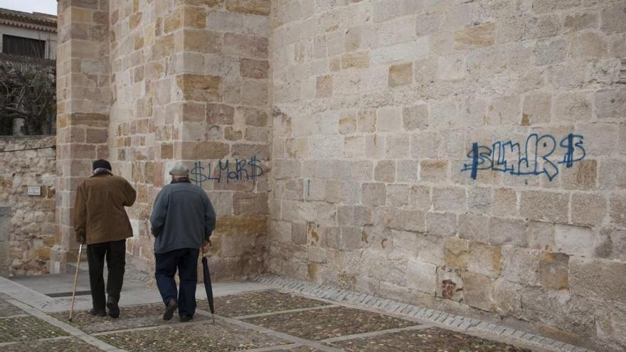 Pintadas en la iglesia de San Cipriano.