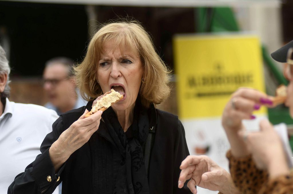 El Día de la Marinera pone le broche al domingo de las Fiestas de Primavera