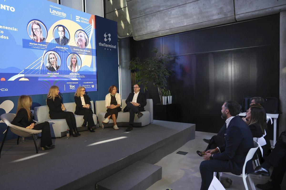 Parte de la ponencia "El nuevo sentido de pertenencia: el reto de implicar a cinco generaciones de empleados"