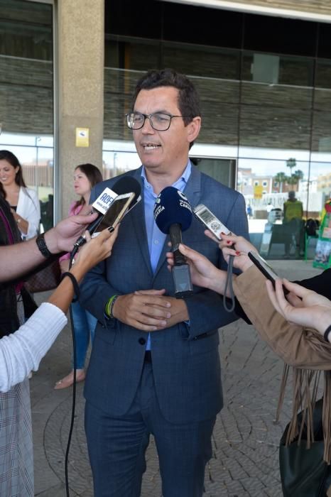 17-04-2019 LAS PALMAS DE GRAN CANARIA. Coalición Canaria presenta candidaturas 26M en la Junta Electoral Provincial de Las Palmas  | 17/04/2019 | Fotógrafo: Andrés Cruz