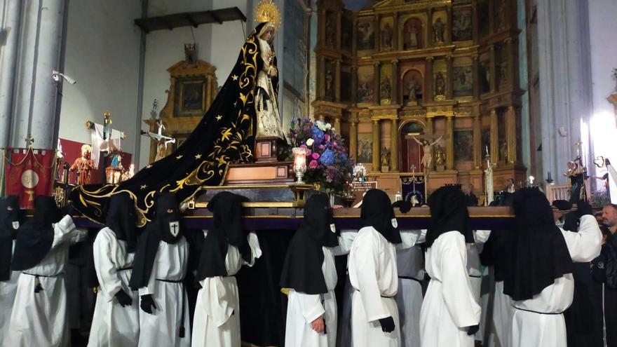 La cofradía de la Soledad y el Sepulcro de Plasencia tampoco sale por la lluvia