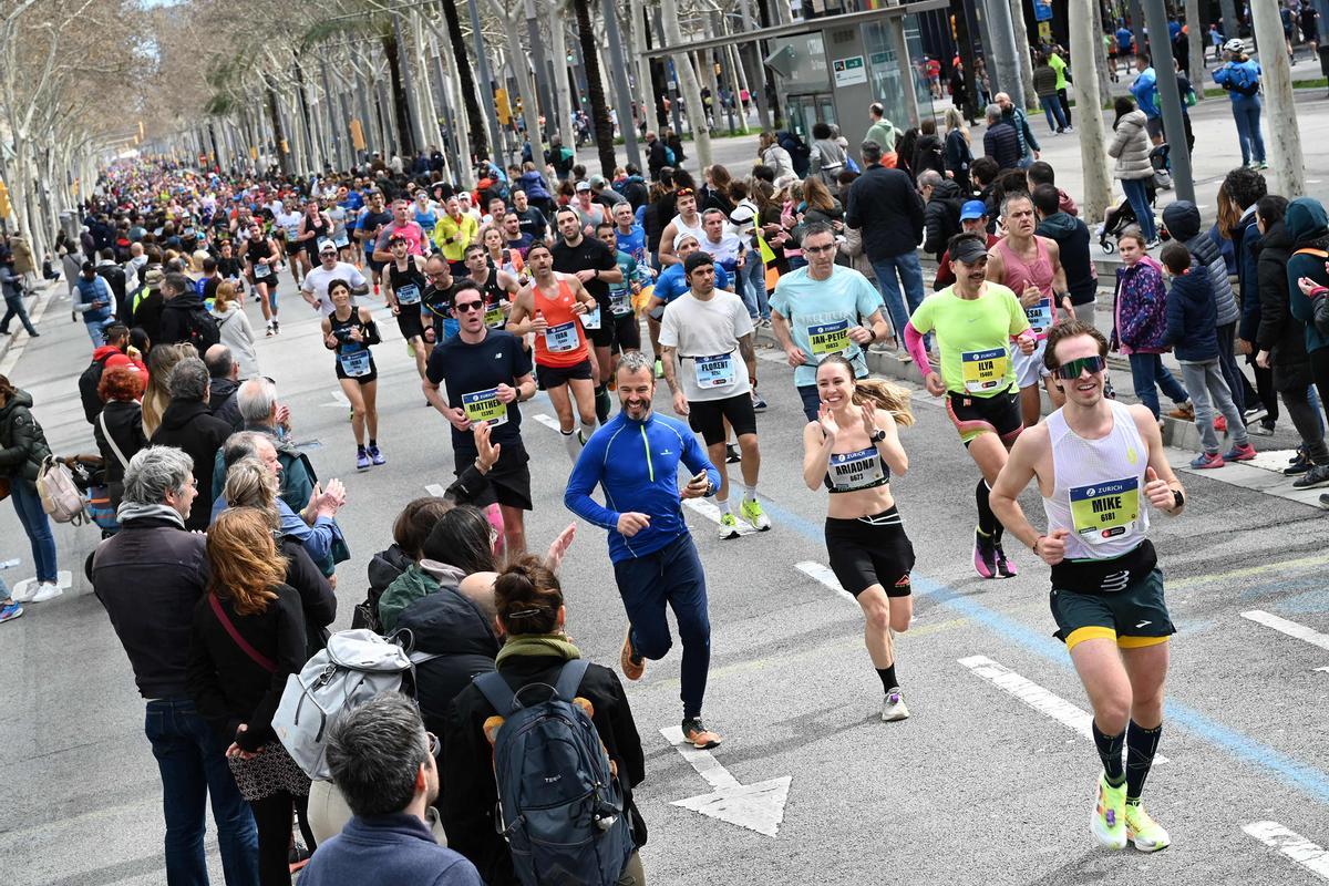 ¿Has participado en la Marató de Barcelona 2024? ¡Búscate en las fotos¡