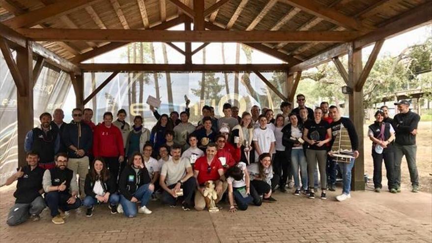 Victoria italiano-española en aguas del embalse extremeño de Gabriel y Galán