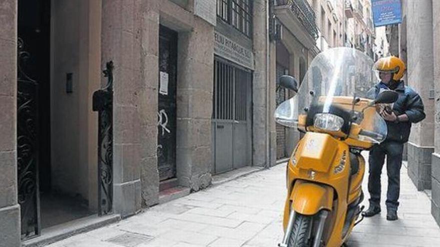 Correos contrata a 135 carteros por los comicios