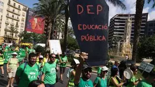 Asambleas docentes de Alicante se muestran a favor de firmar microacuerdos con el Consell, pero no la oferta al completo