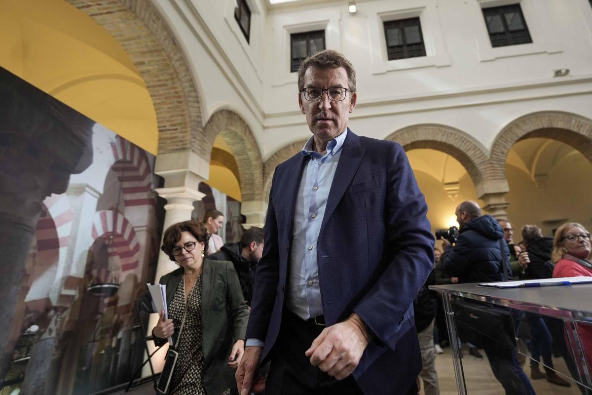 El presidente del PP, Alberto Núñez Feijóo, durante un acto con sus presidentes autonómicos en Córdoba.