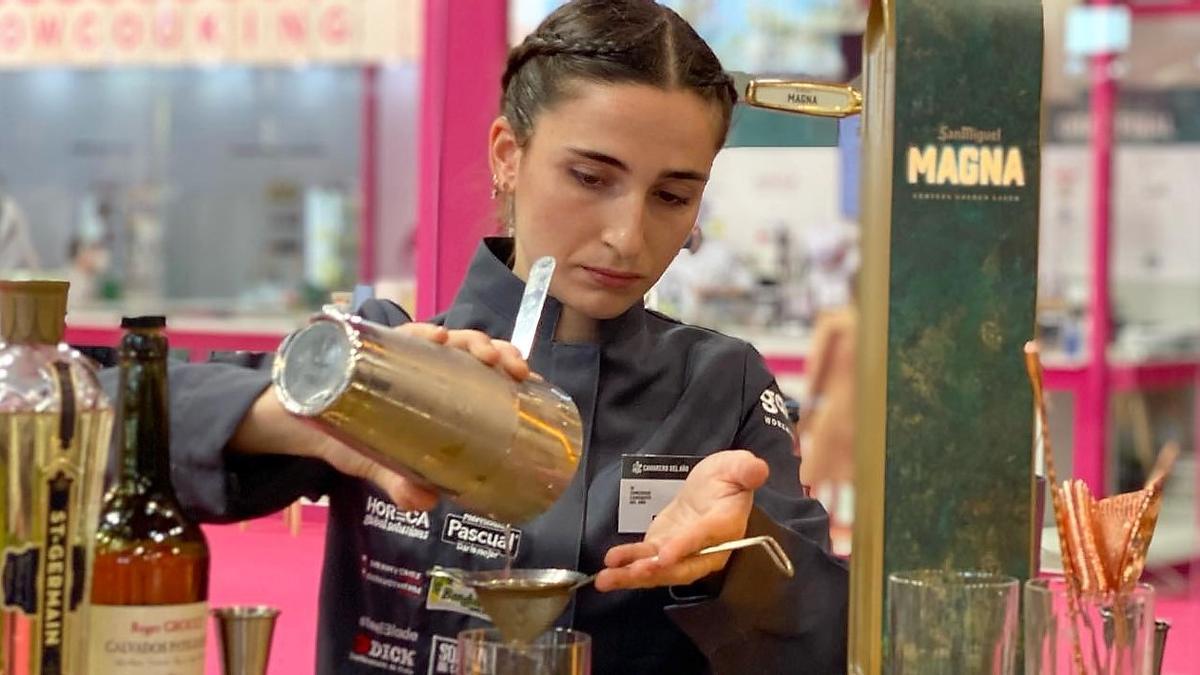 Mireia Riba, durante su participación en el concurso Camarero del Año, este jueves en Alimentaria.