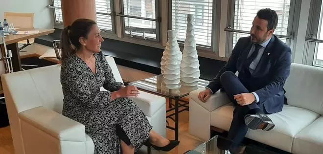 La Cámara y FADE abogan por «fortalecer» la unidad de las entidades empresariales