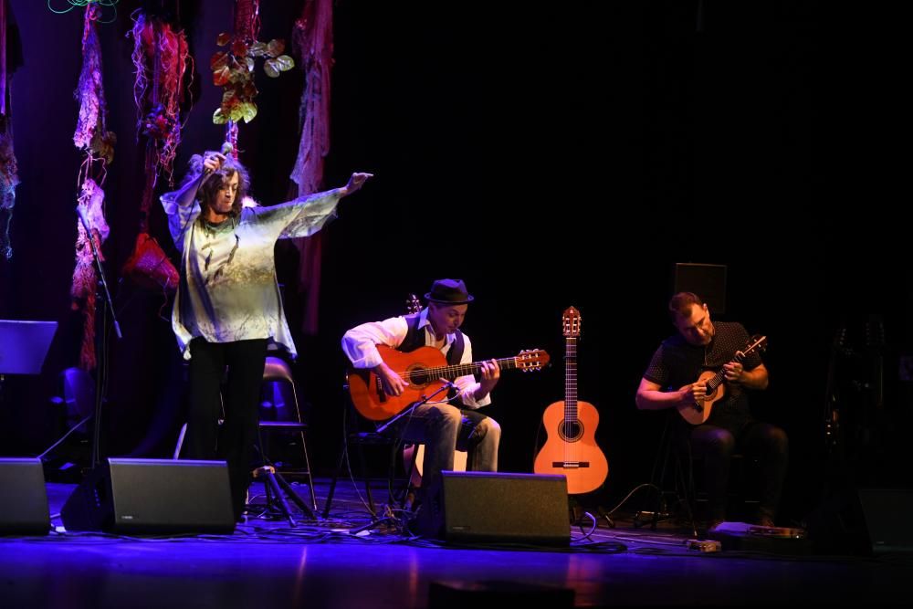 Conciertos en Pontevedra | Martirio echa el telón de Cantos na maré