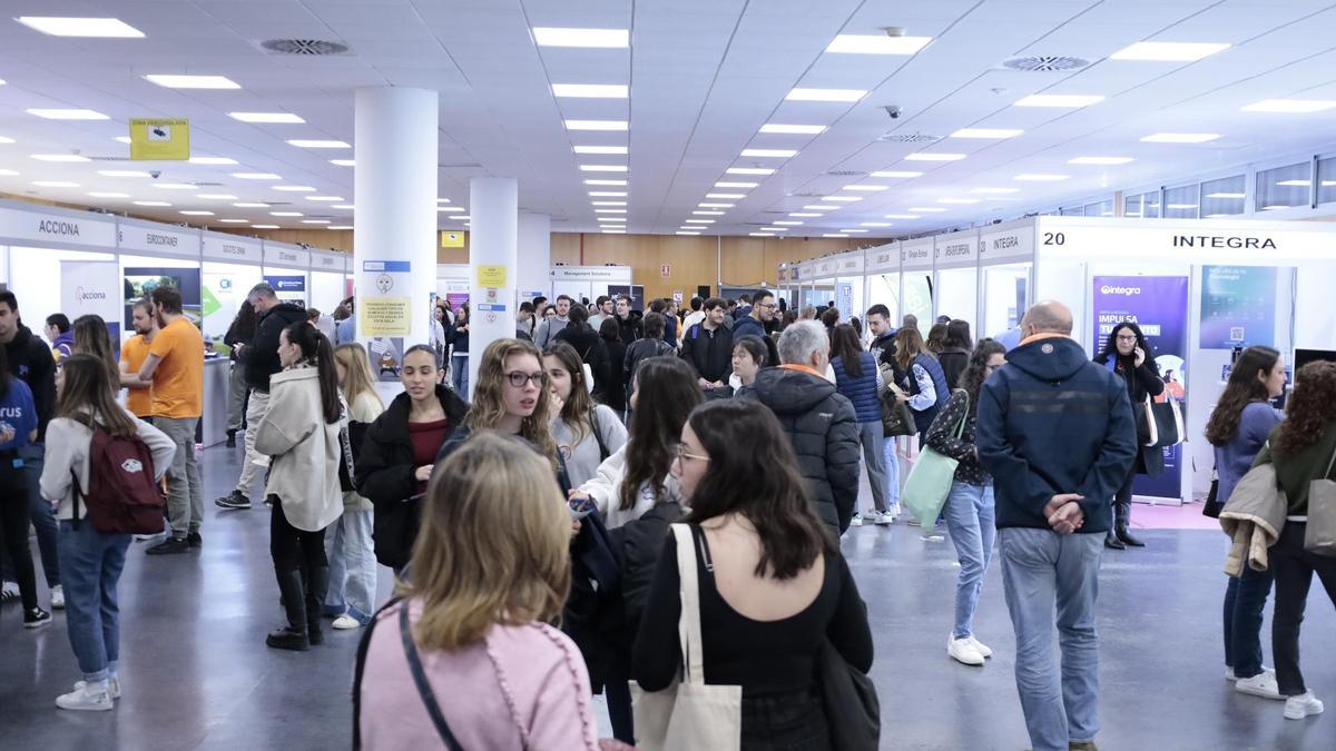 ExpoTalent25, la Feria de Orientación y Empleo de la Universidad de Zaragoza, este miércoles.