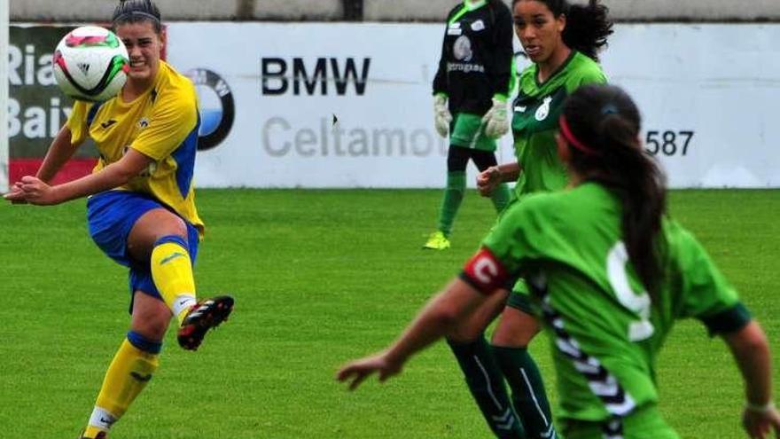 Un momento del partido disputado ayer. // Iñaki Abella