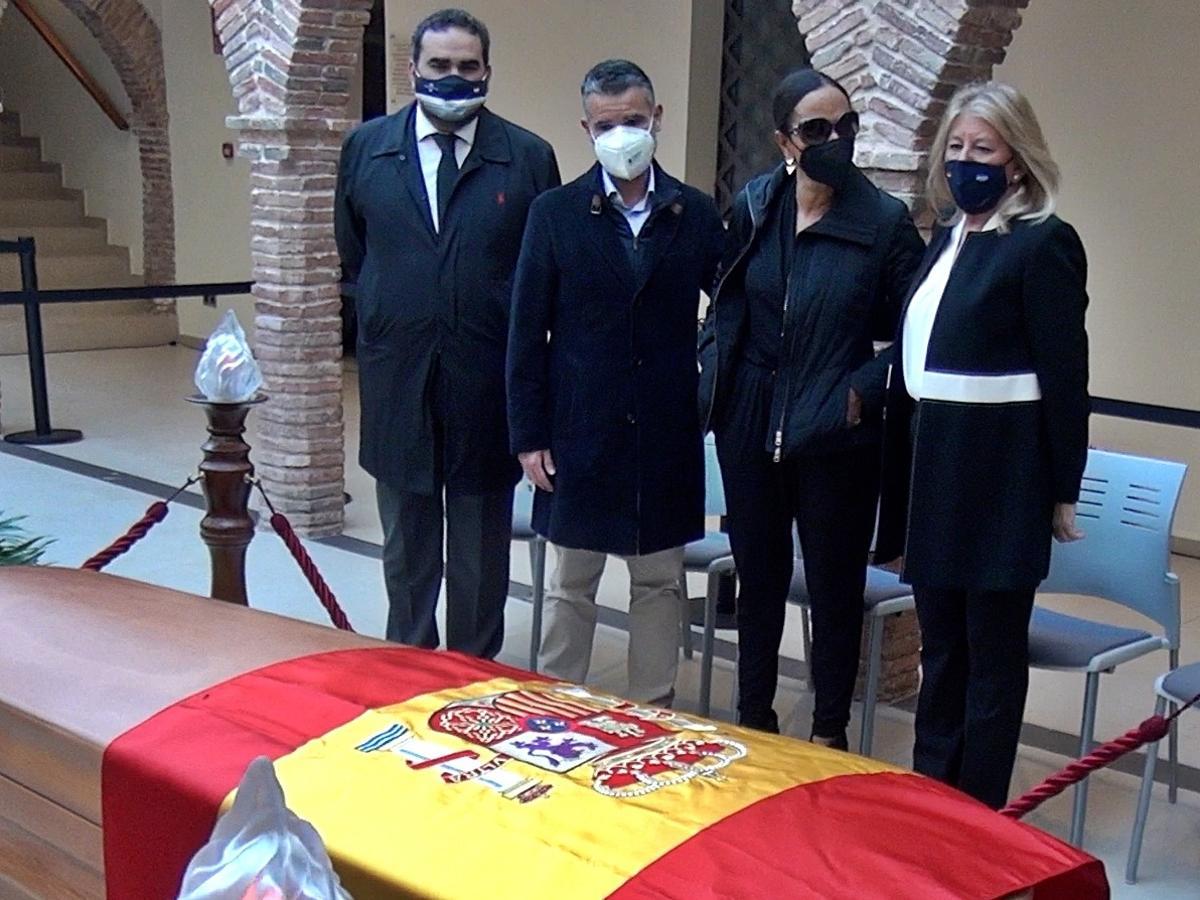 Capilla ardiente de Manolo Santana.