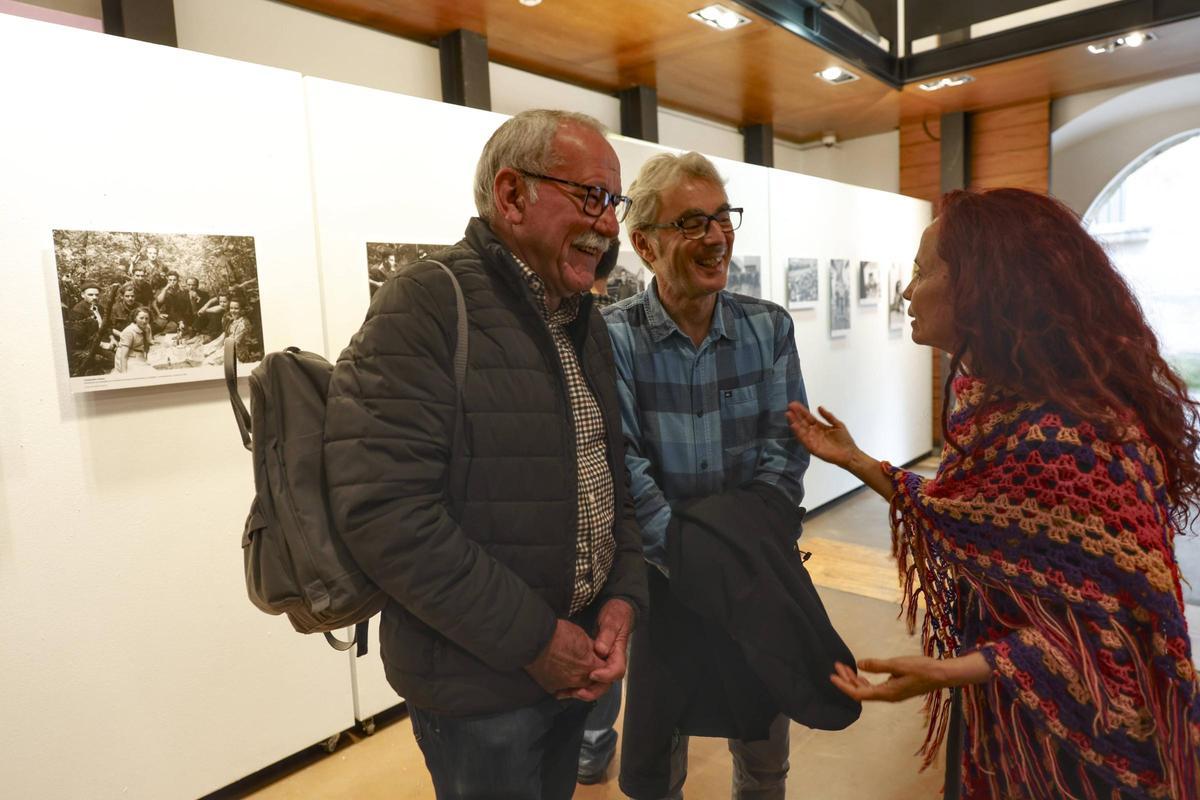 En imágenes: Inauguración de la exposición "Memoria fotográfica de la Asturias franquista"