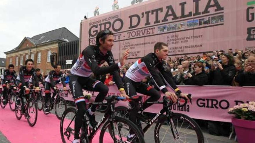 Ciclistas en la localidad de Herning, donde arrancará el Giro.