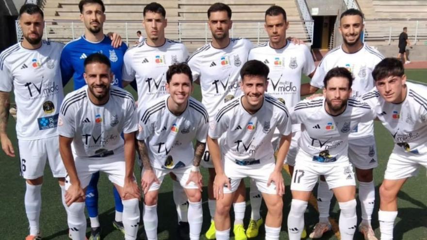Alineación titular de la UD Ibarra en su visita al Unión Viera.