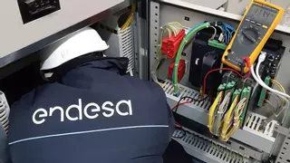 Más de 200 clientes de Endesa se quedan sin luz en Zaragoza por una avería