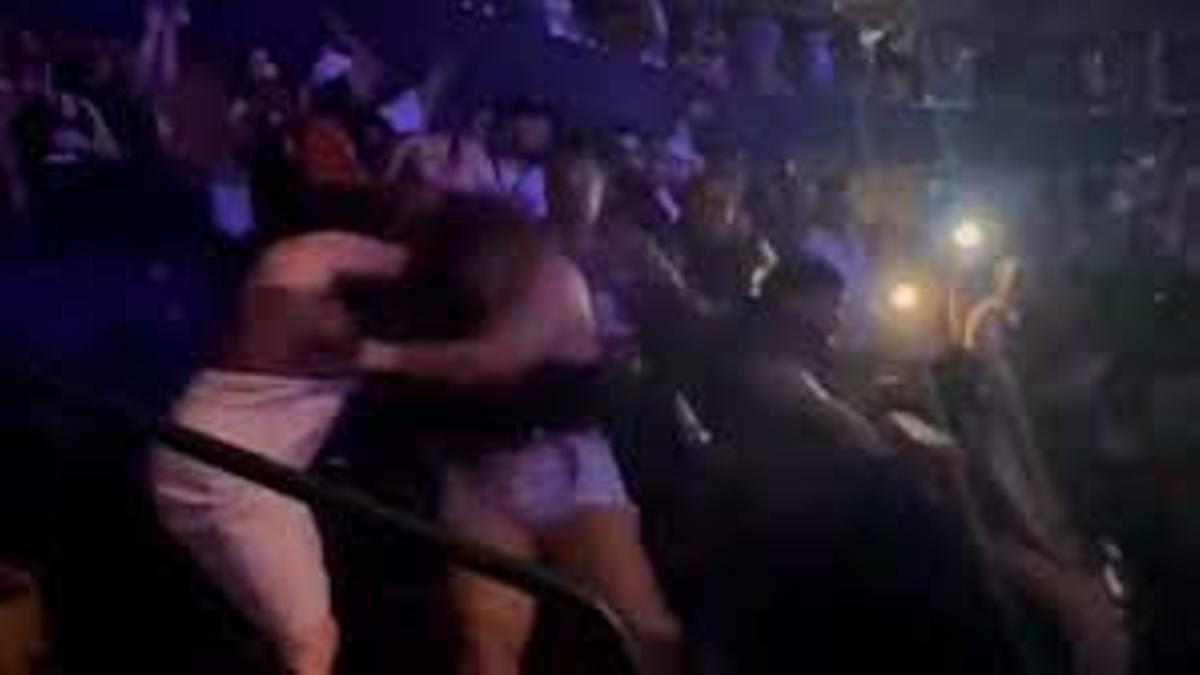 Captura del vídeo que circula de la pelea.