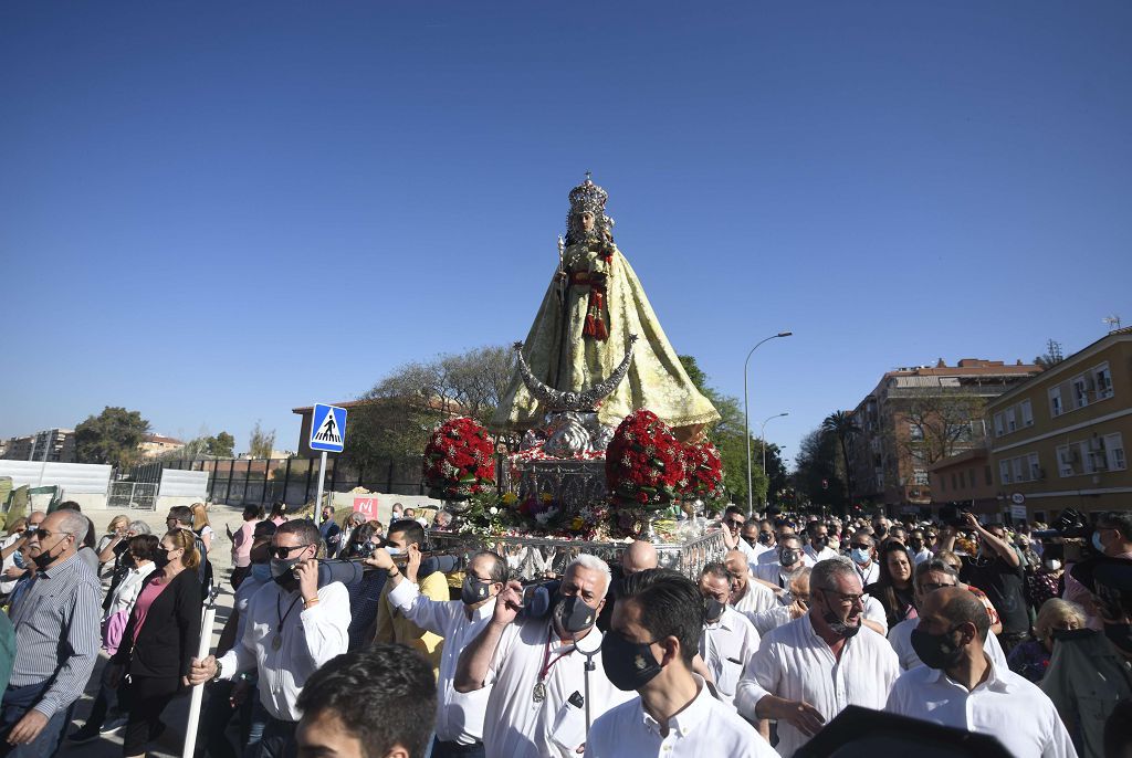 Así ha sido el regreso de la Virgen de la Fuensanta a su monasterio en Algezares