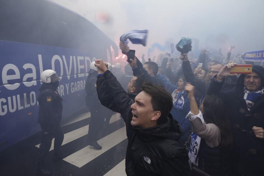Llegada del Real Oviedo al Tartiere