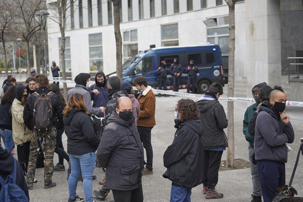 Concentració per demanar la llibertat dels detinguts pels disturbis de Girona