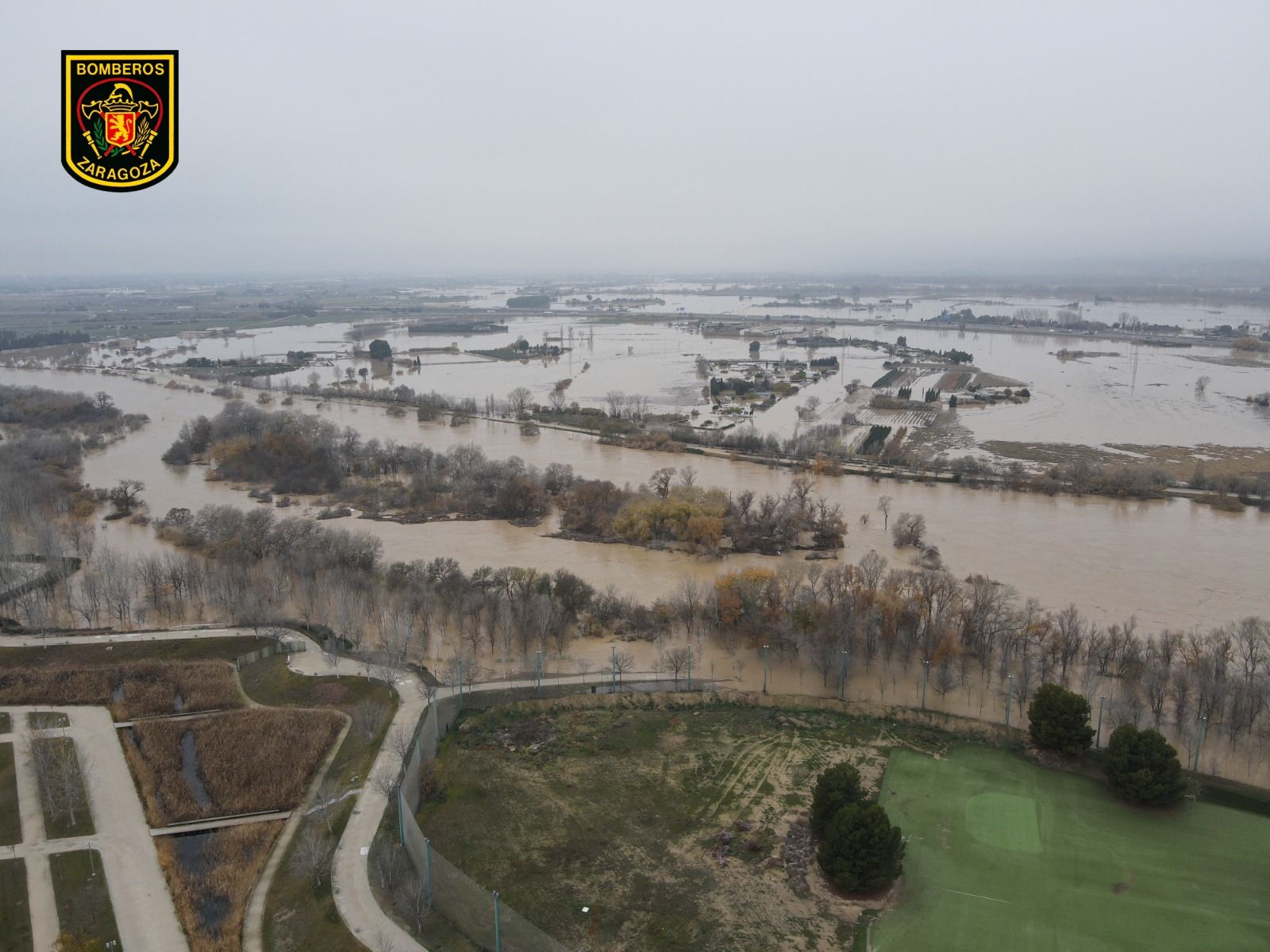 FOTOGALERÍA | Crecida extraordinaria del Ebro en Zaragoza vista desde un dron