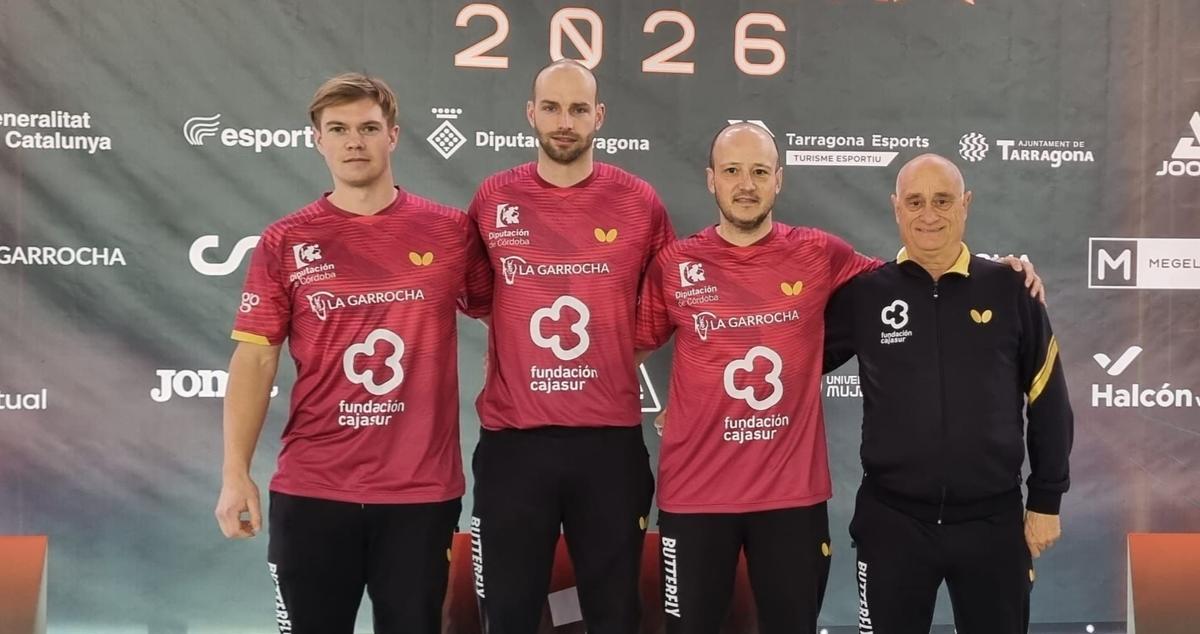 Soderlund, Carvalho, Machado y Calvo, antes del inicio de un encuentro en Tarragona.