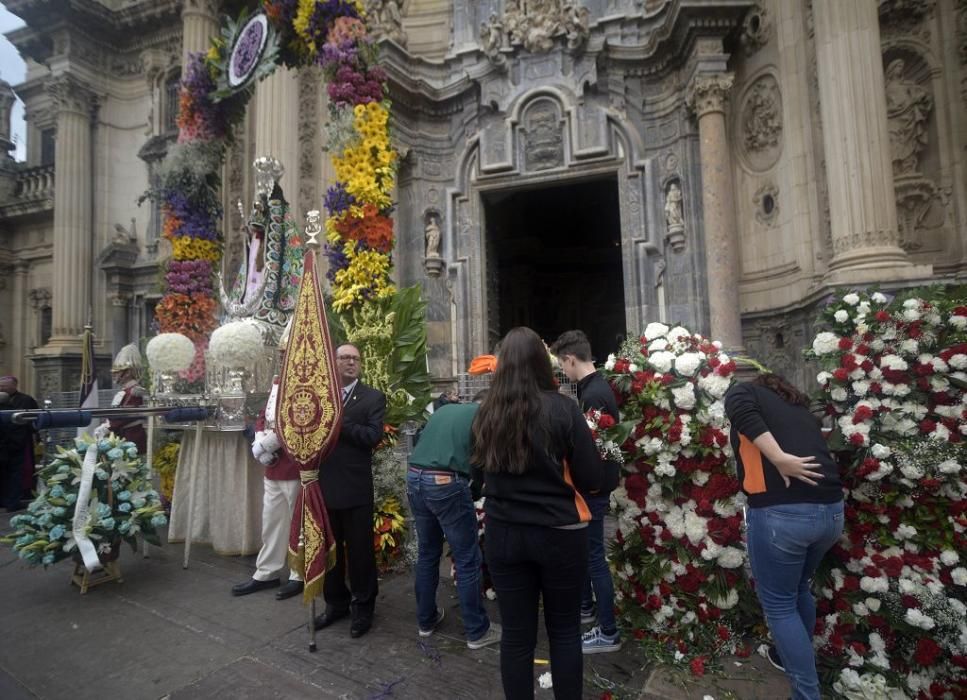 Ofrenda floral a la Morenica