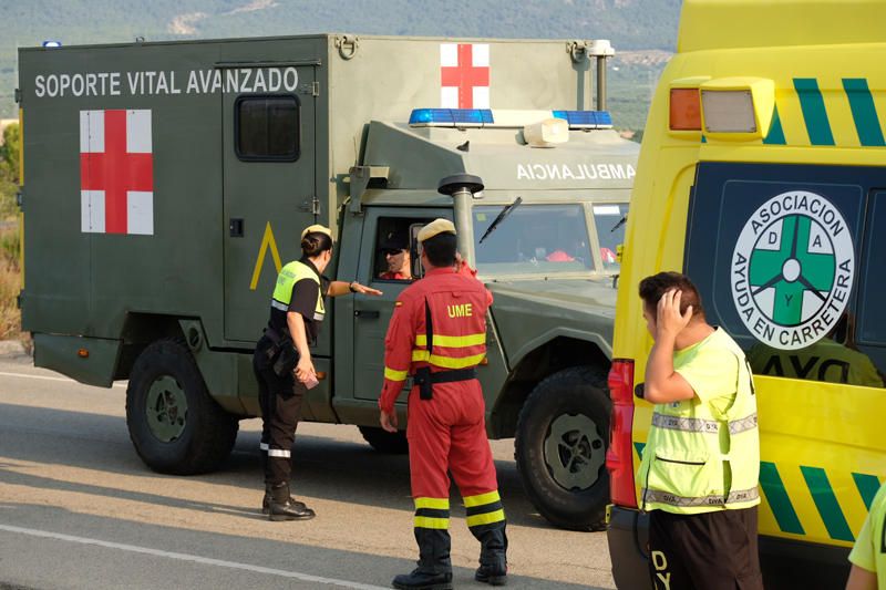 Declarado un incendio en una zona de barranco de Beneixama