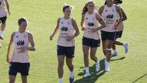 Las futbolistas de la selección española, durante un entrenamiento antes de la disputa de la Eurocopa de Suiza.