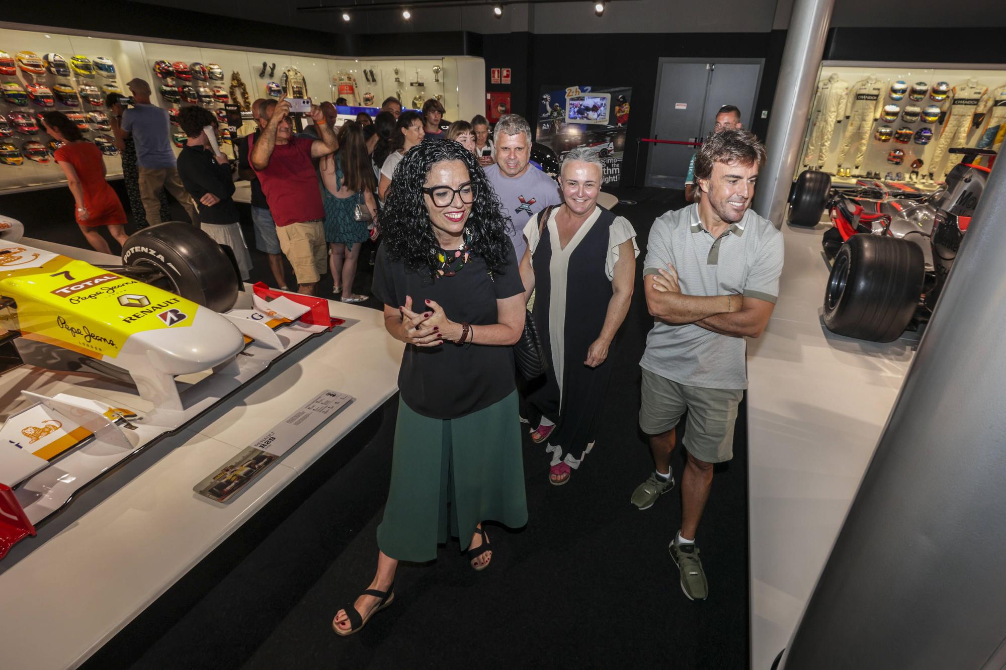 El presidente del Principado visita el Museo y Circuito Fernando Alonso.