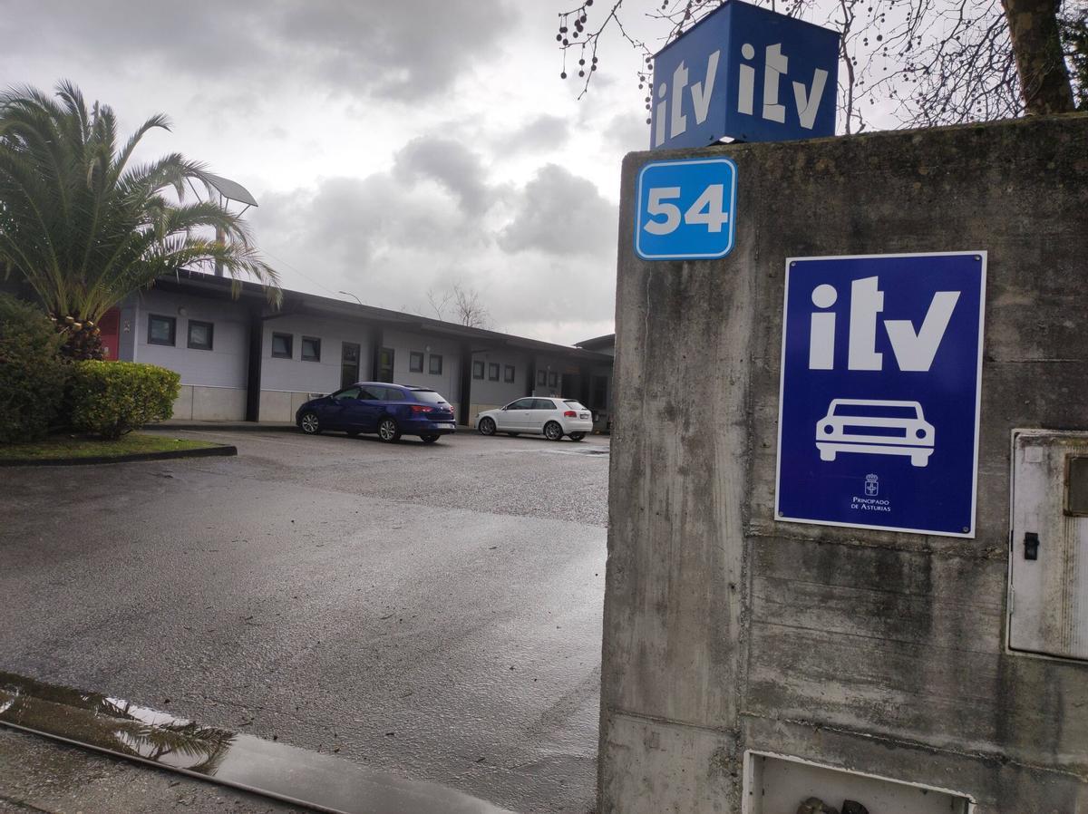 INSTALACIONES DE LA ITV DE JARRIO. USUARIOS. ITV. INSPECCION TECNICA DE VEHICULOS