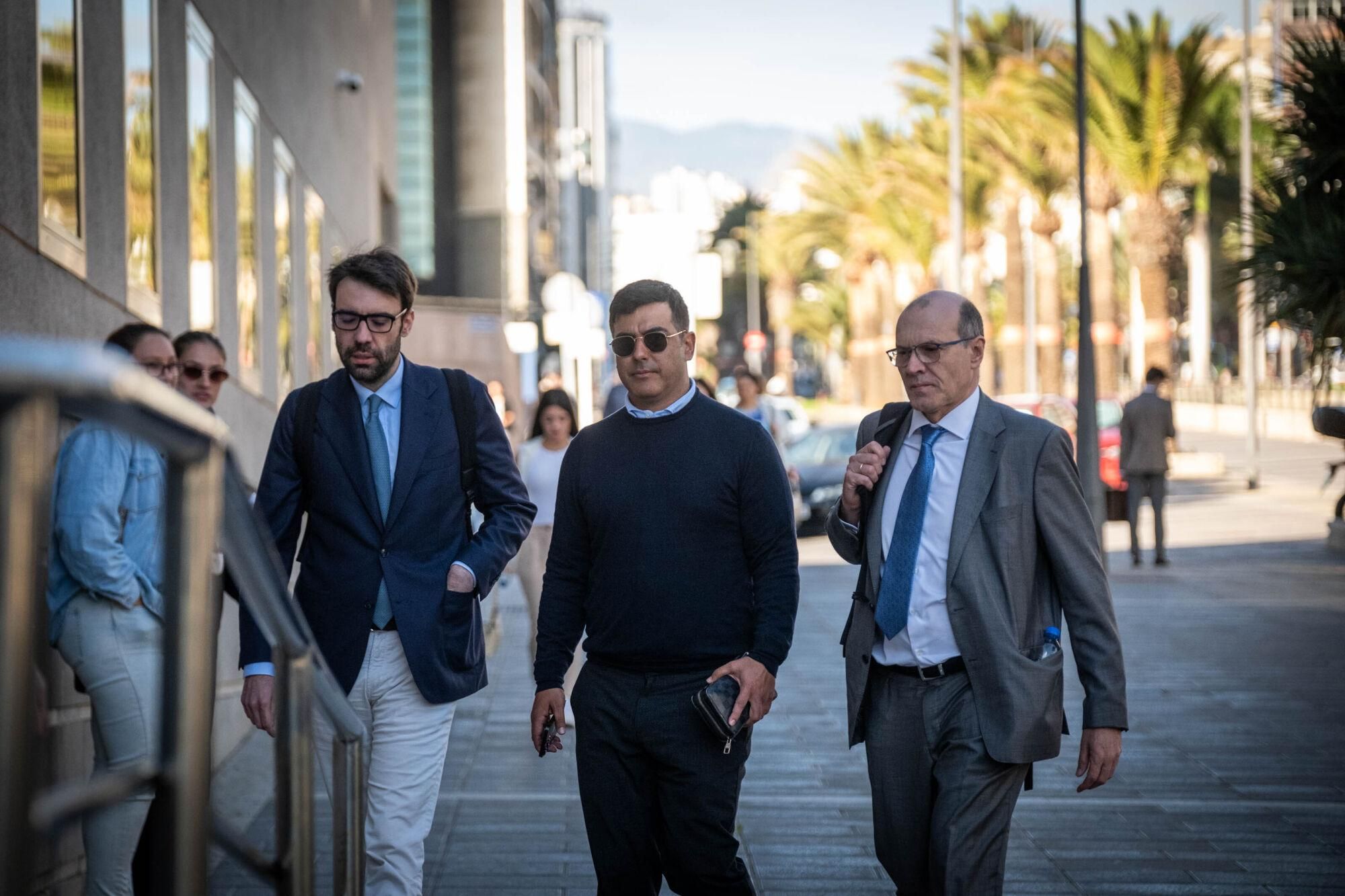 Rayco García, this Friday, in the courts of Santa Cruz de Tenerife