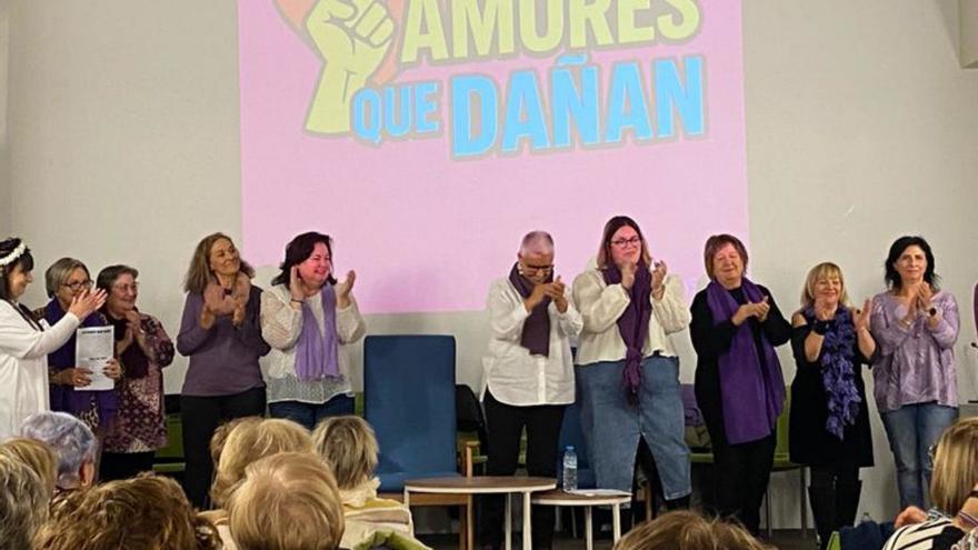 Las mujeres se sumaron a los actos por el 25N.