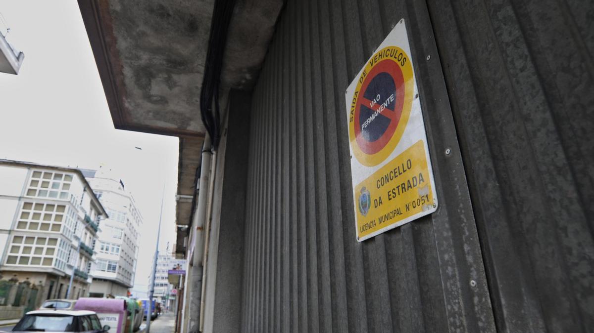 Vado en una de las calles en las que se iniciará la revisión. | BERNABÉ/JAVIER LALÍN