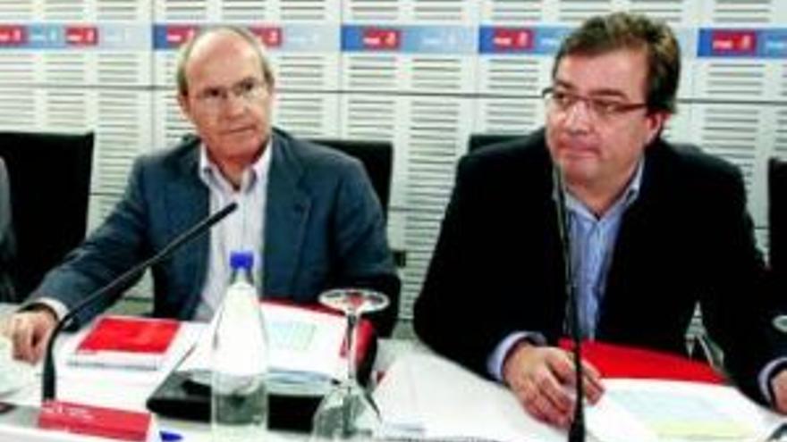 El PSOE nacional aprueba crear el foro autonómico que propone Vara