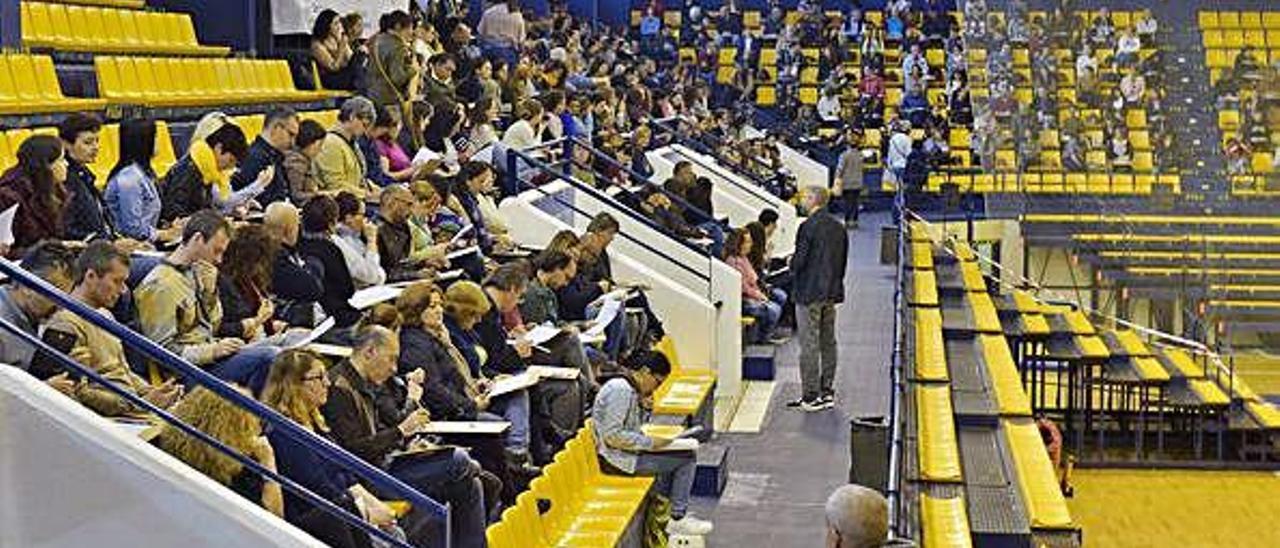 Un grupo de aspirantes a conformar la lista de reserva de auxiliares de gestión del Ayuntamiento de Las Palmas de Gran Canaria.
