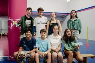 Un dron escolar y mucha ingeniería en la Feria de Talentos de Maristas Ourense