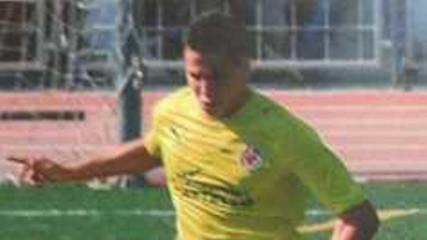 José Fran jugando con el Villarreal.