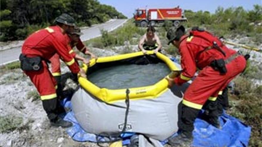 El fuego de Zaragoza se encuentra bajo control aunque sin extinguir