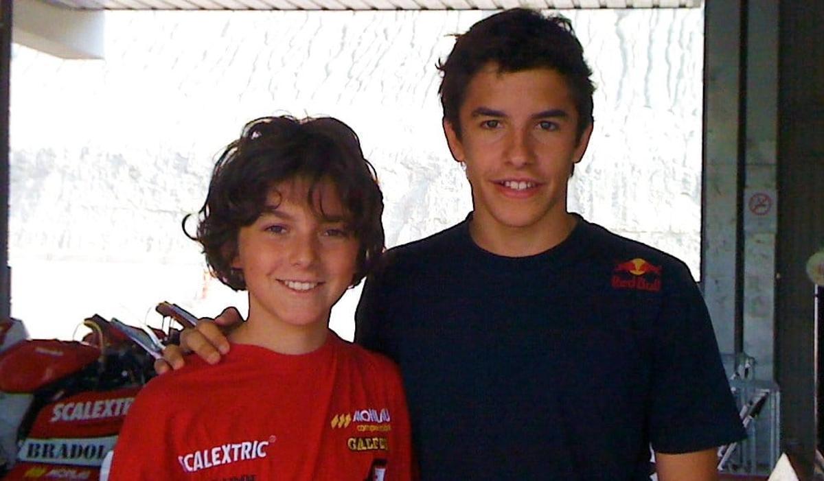 Pecco Bagnaia, con 13 años, y Marc Márquez, con 17, en Montmeló, en 2010.