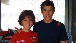 Pecco Bagnaia, con 13 años, y Marc Márquez, con 17, en Montmeló, en 2010.