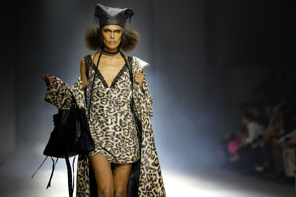 Desfile de la marca Reparto, fundada por Ana Viglione y Margil Peña Desfile de la marca Reparto, fundada por Ana Viglione y Margil Peña