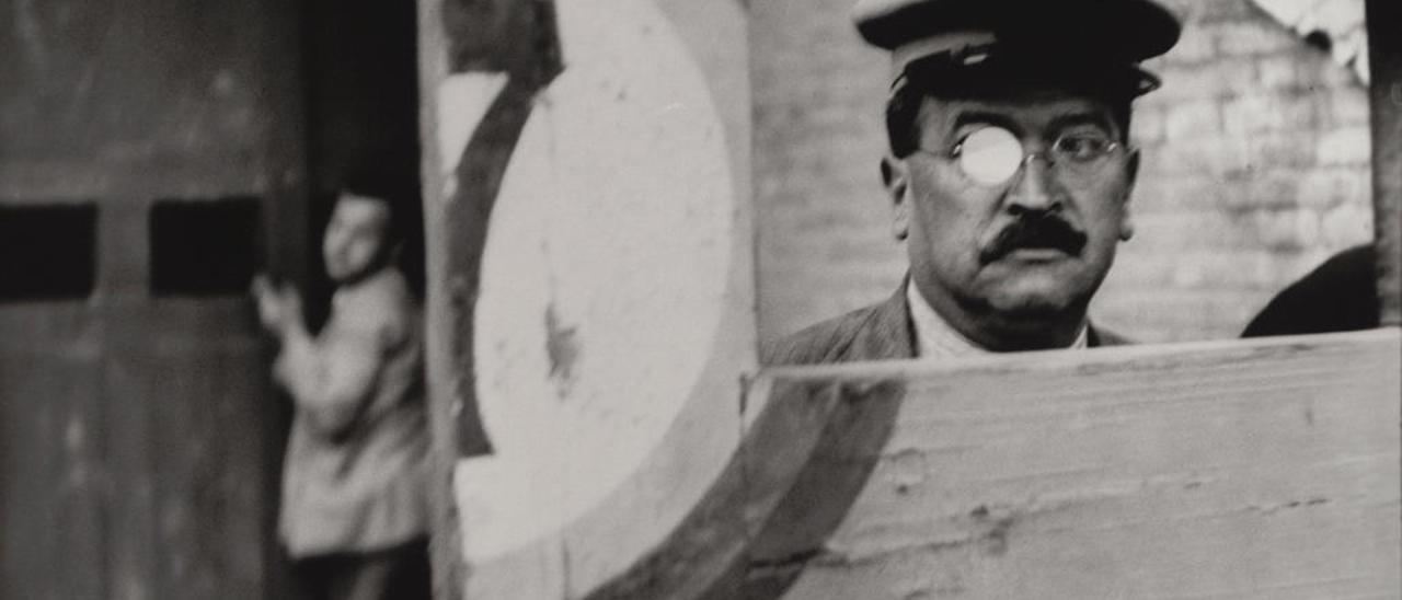 Fotografía tomada por Henry Cartier en la Plaza de Toros de València y que saldrá a subasta