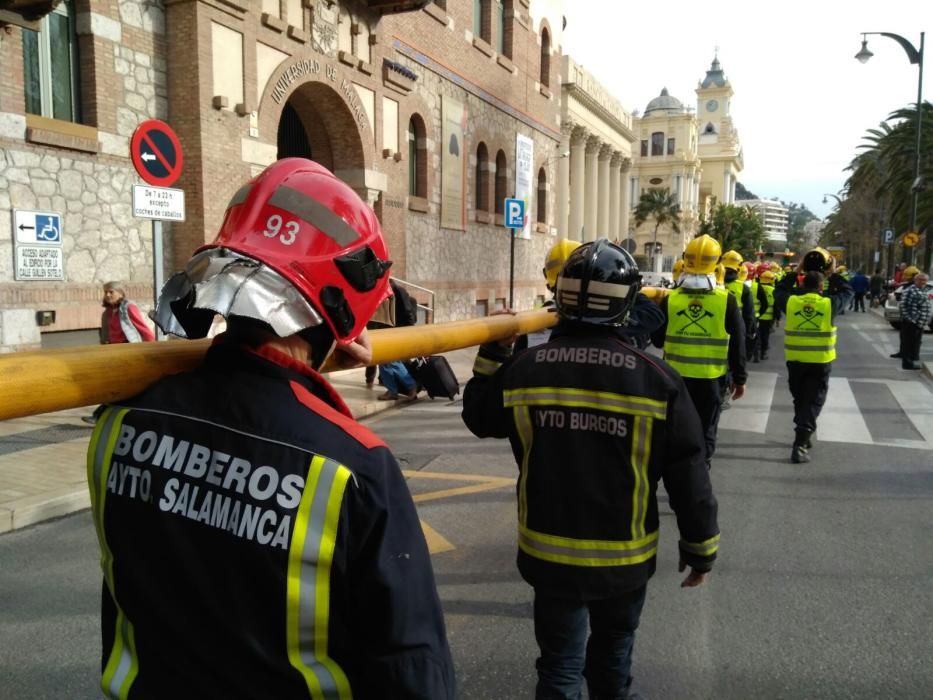 Manifestación de los bomberos de Málaga